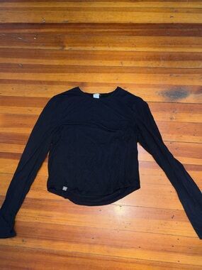 Oner Active Mellow Soft Black Long-Sleeve Crop Top